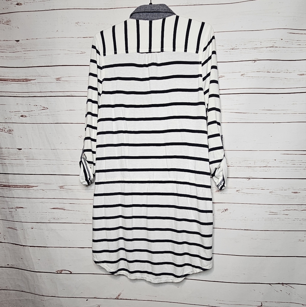 Anthropologie Postmark Rowena Roll-Tab Sleeve Tunic - Picture 2 of 9